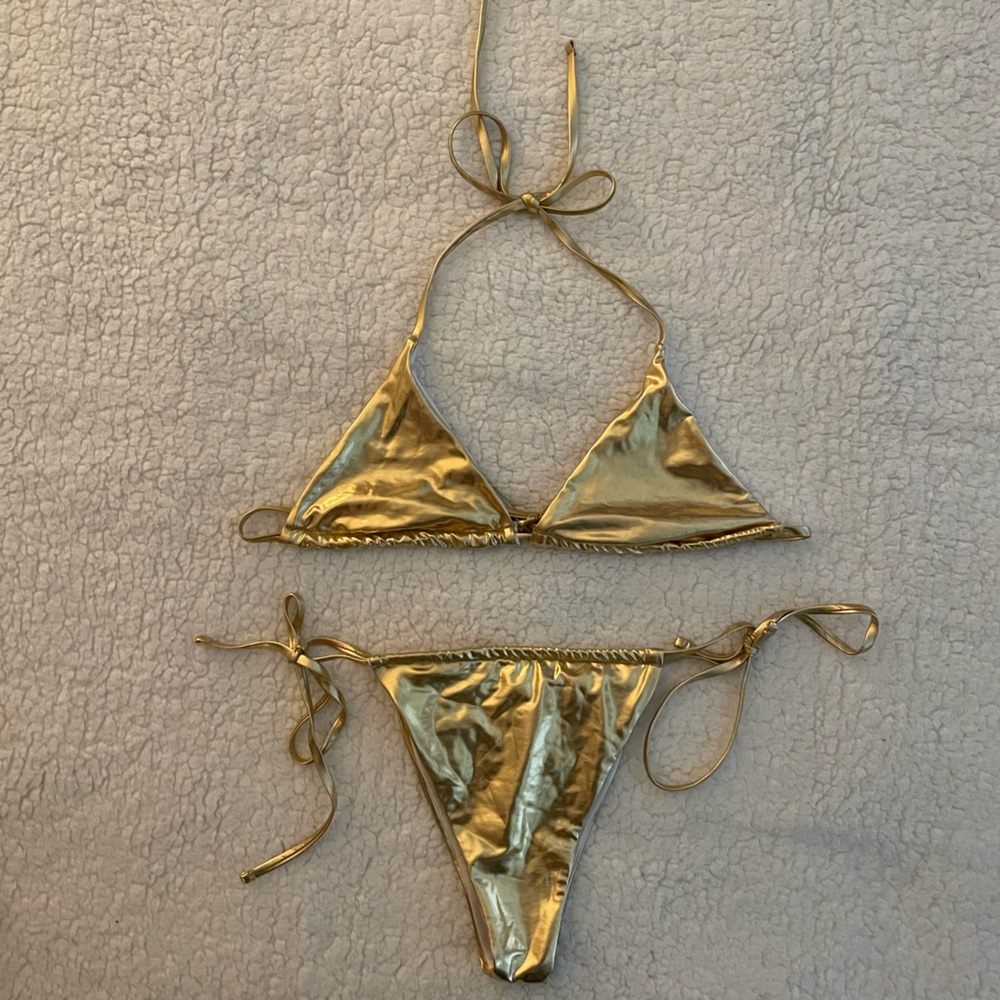 Amazon triangle bikini set